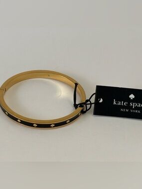 NWT Kate Spade Spot the Spade Enamel Hinged Bangle